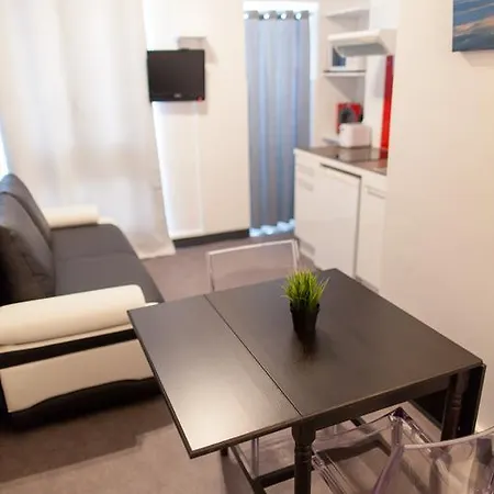 Cosy Appart Proche Gare 아파트